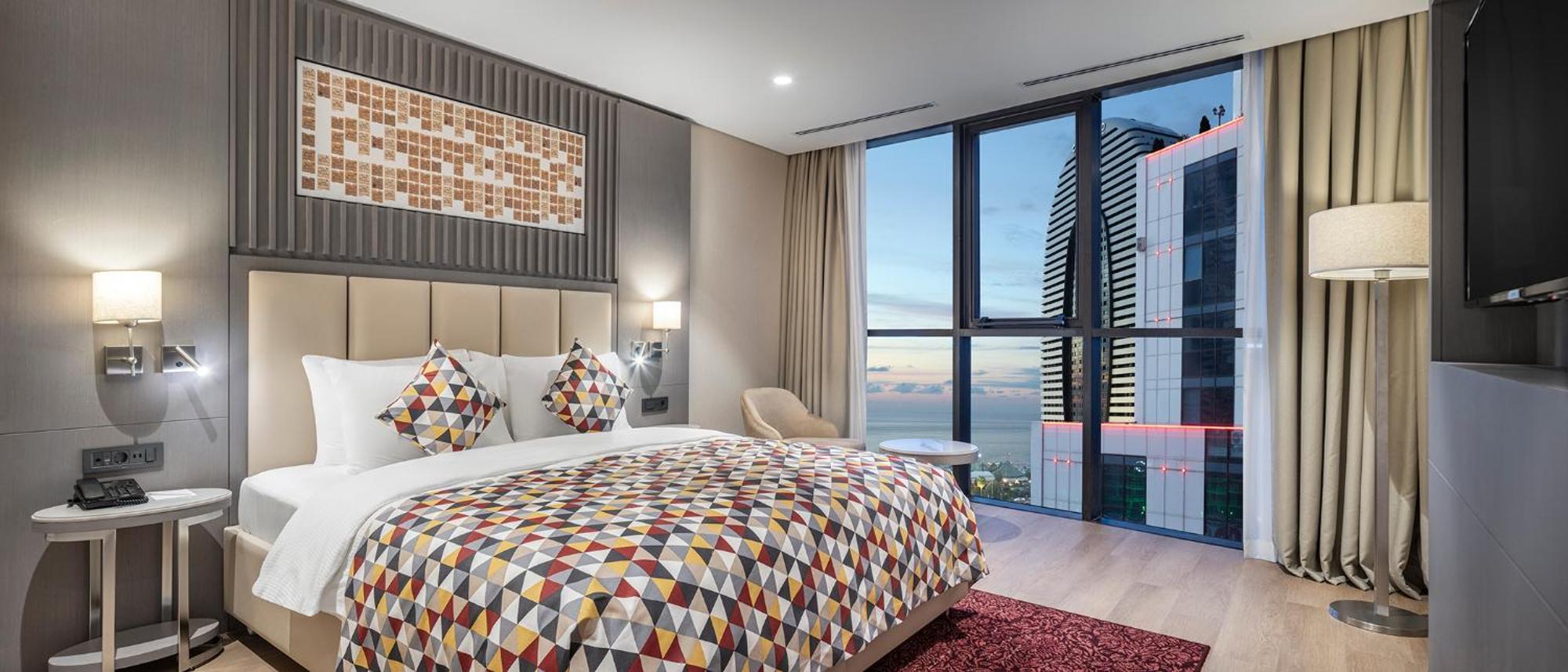 Ramada Plaza By Wyndham Batumi & Casino Hotel Ngoại thất bức ảnh Deluxe Room